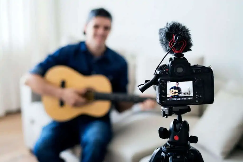 artist vlogging as one of the ways youtube is changing lives 