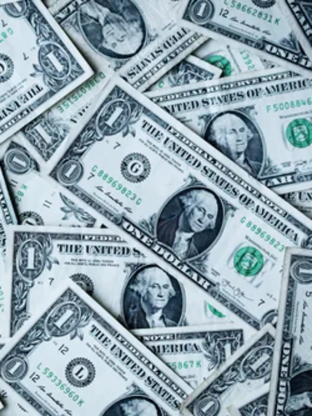 photo-1526304640581-d334cdbbf45e