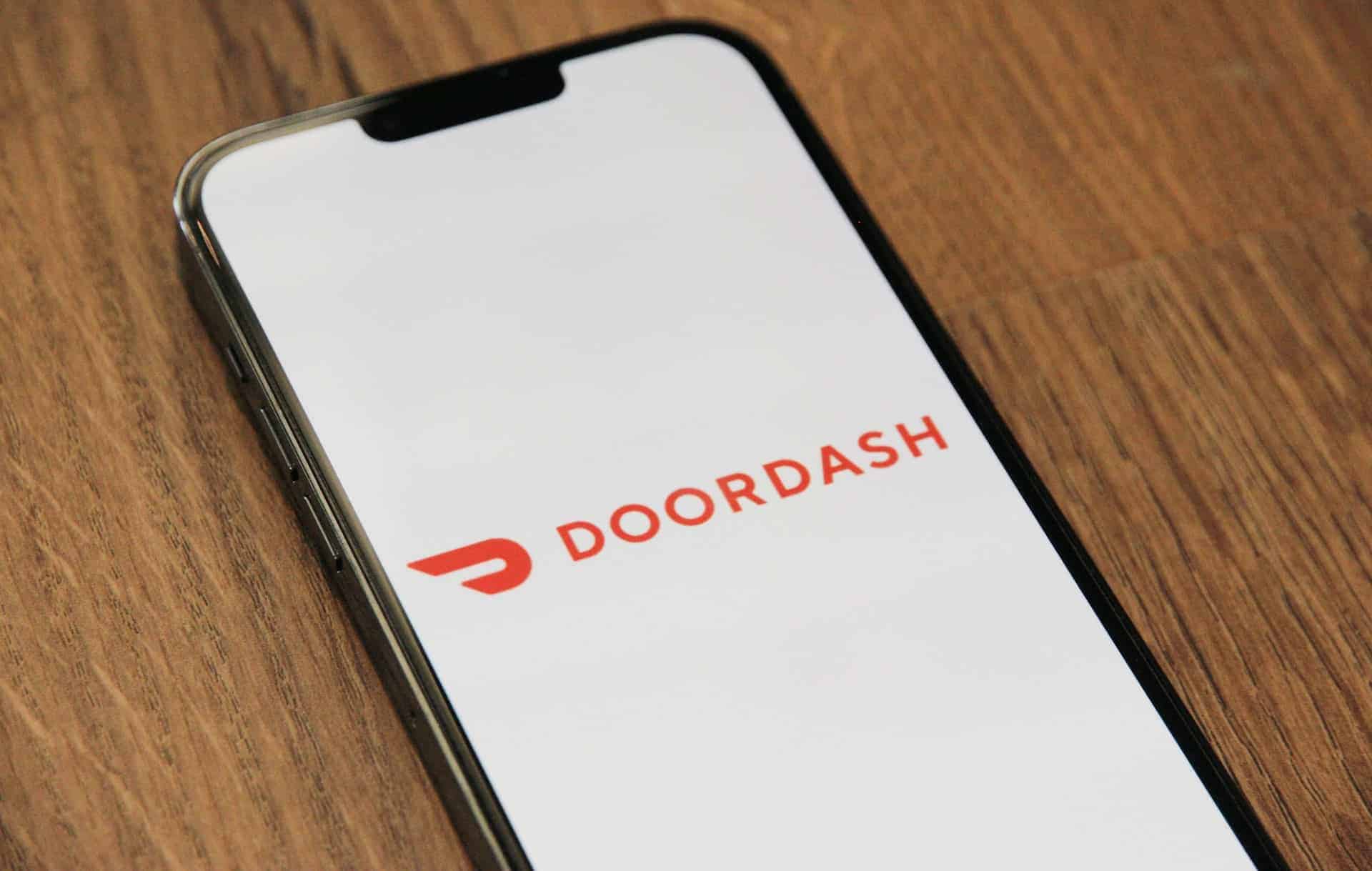 does door dash pay for gas