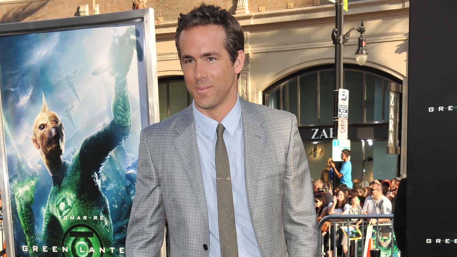 green lantern, superhero, superhero movie, dc comic, marvel, ryan reynolds