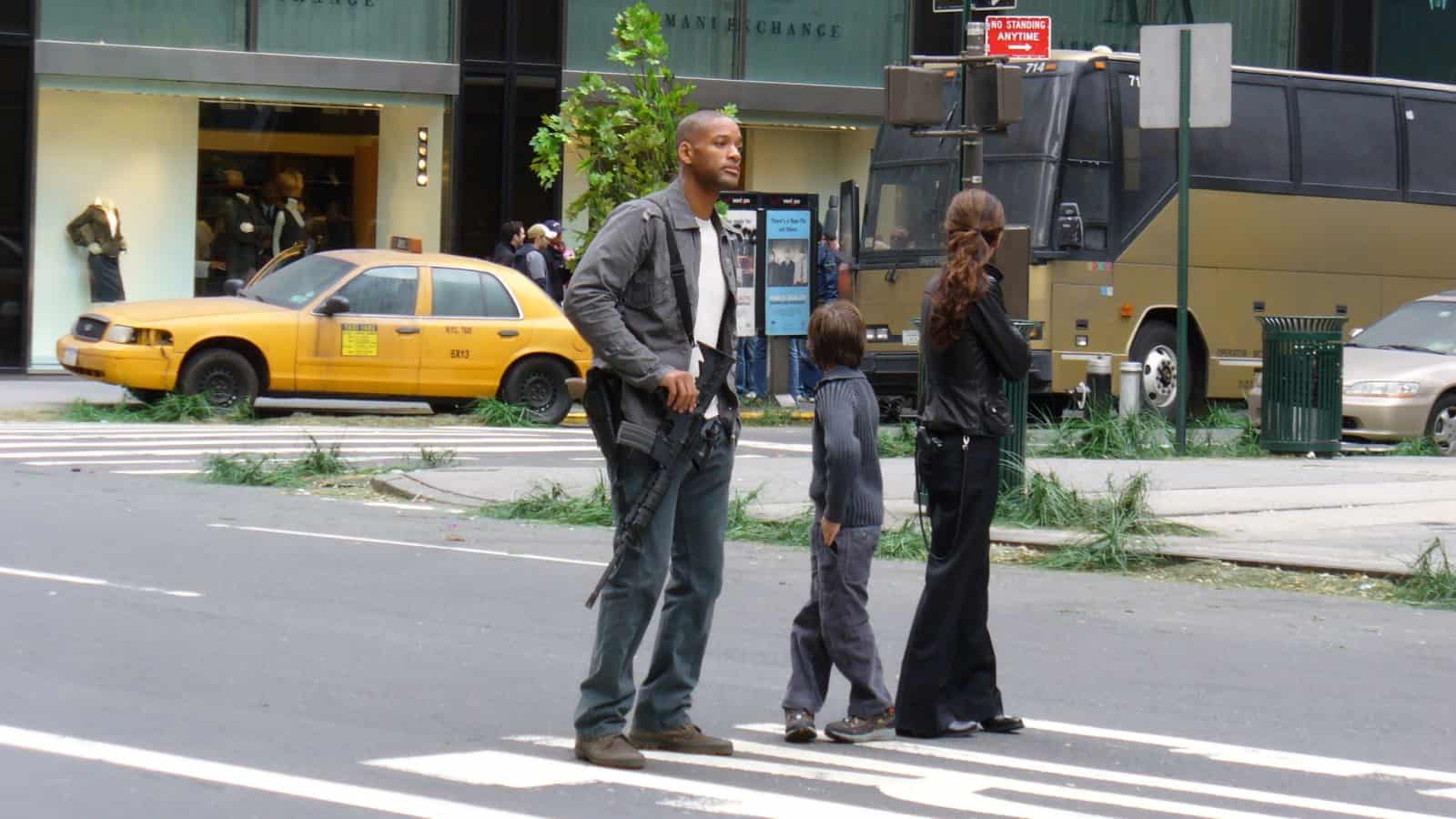 will smith, i am legend, movie, zombie movie, apocalypse 